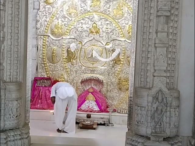 मंदिर परिसर